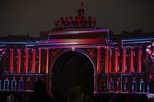 Два масштабных 3D-мэппинг шоу пройдут на Дворцовой площади в Петербурге